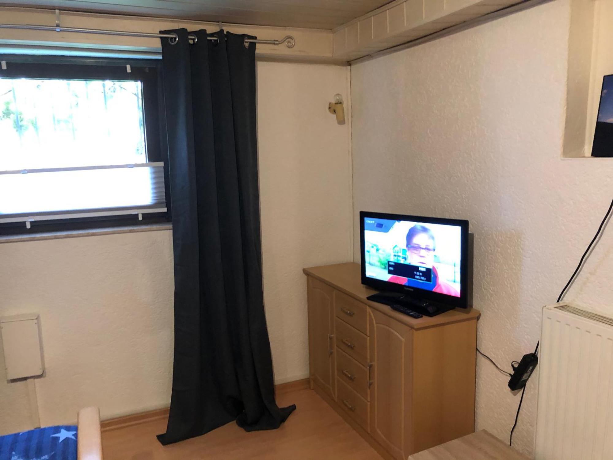 Monteurwohnung - Ferienwohnung Naehe Limburg An Der Lahn Flacht Δωμάτιο φωτογραφία
