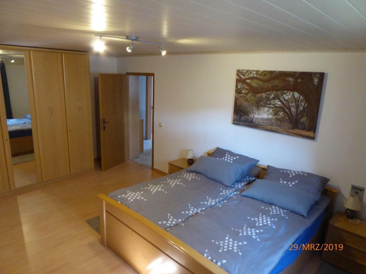 Monteurwohnung - Ferienwohnung Naehe Limburg An Der Lahn Flacht Εξωτερικό φωτογραφία